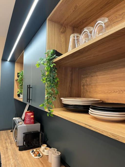 K&M Bantzh A' Apartment Drama Bagian luar foto
