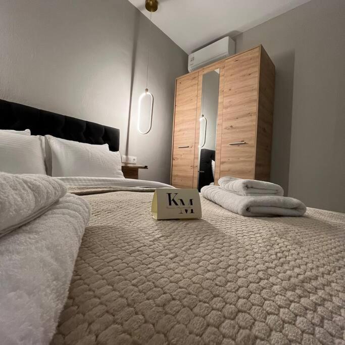 K&M Bantzh A' Apartment Drama Bagian luar foto